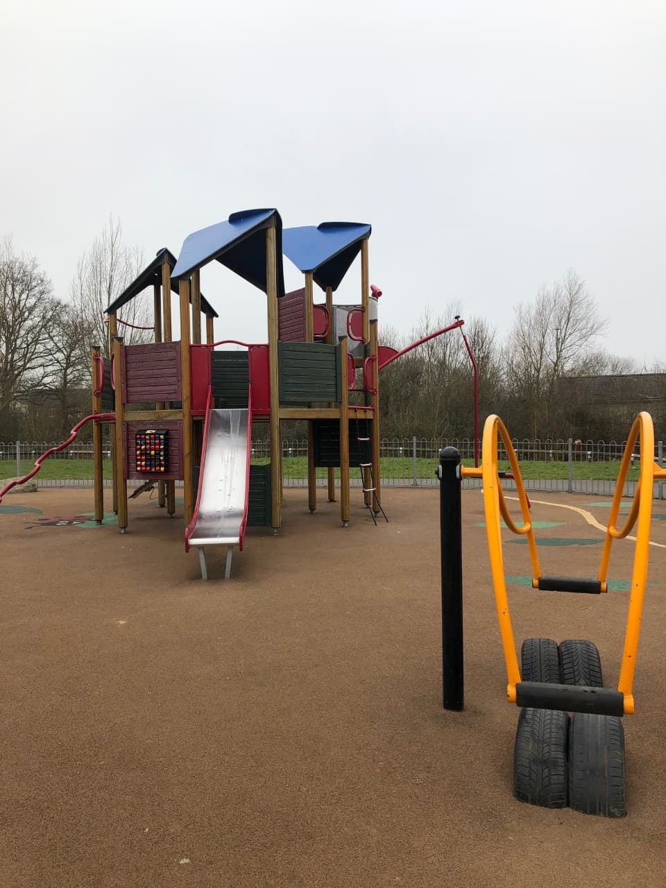 Coopers Edge Play and Skate Park - image 2